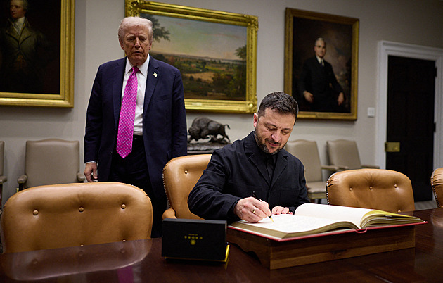 Řev v Oválné pracovně. Stačil jeden telefon a Putin má Trumpa zase v kapse
