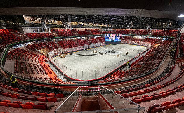 Jihlava večer převzala novou arenu, hokejisté mají jít už ve čtvrtek na led