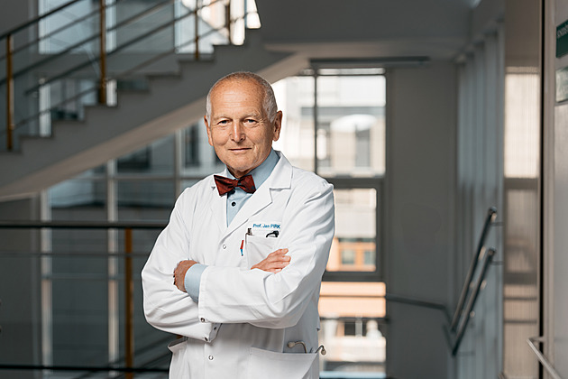 Mé jméno zneužívají brutálním způsobem. Pozor na lékošmejdy, varuje Jan Pirk