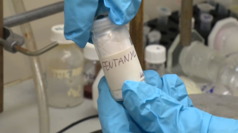 Zombie droga zabila manželský pár z Kopřivnice. Dealer náplastí s fentanylem teď čelí obvinění