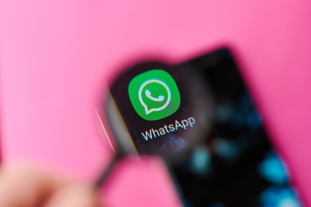 Evropská komise chce vyšetřovat Metu kvůli AI ve WhatsAppu