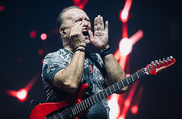 Na desátém Českém mejdanu s Impulsem si O2 arenu podmaní Olympic i Mig 21