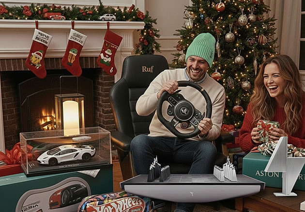 Vánoce na čtyřech kolech. Inspirujte se dárky pro petrolheady