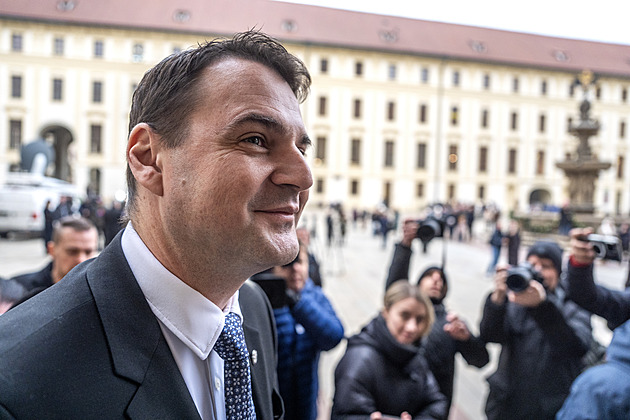 Svět se posouvá k diplomatickému řešení války, řekl Macinka a ocenil Trumpovo úsilí