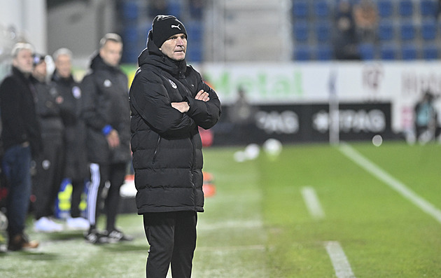 Kim? Musí na vojnu, říká Skuhravý. Kouč řeší spíš systém než Lewandowského