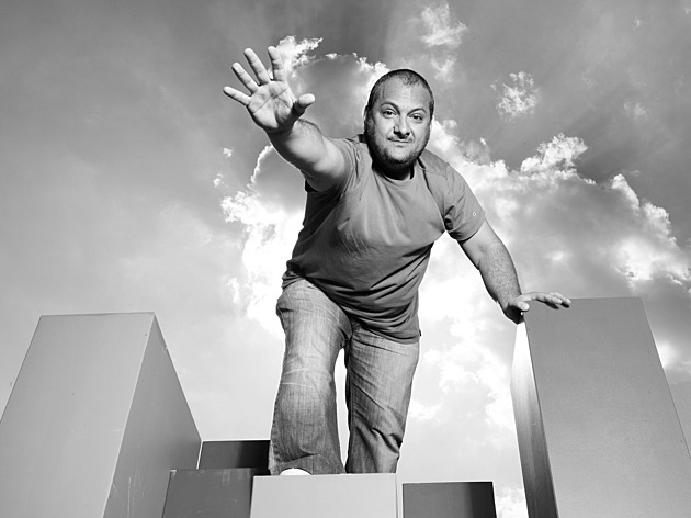 Začalo to pícháním pod žebry. Nikola Hezucká popsala začátek manželovy nemoci