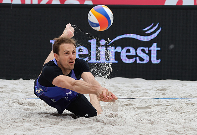 Měsíc po konci kariéry ovládl Perušič české mistrovství, pomohl mu Maňas