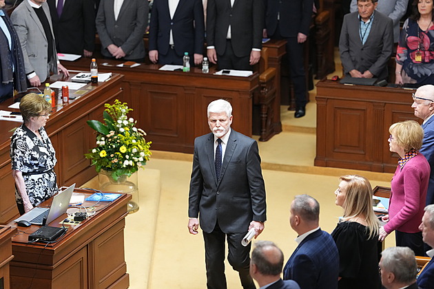 Prezident Pavel dorazil do Sněmovny. Vystoupí v ní po třech letech ve funkci