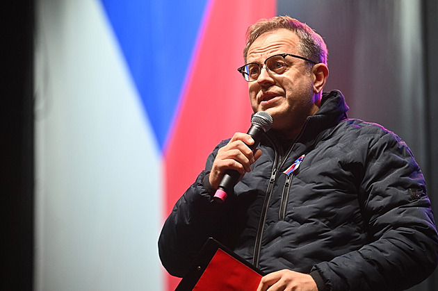 „Neobhajitelné.“ Moravcův odchod rozdělil tváře České televize