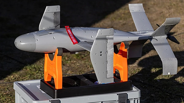 Na Blízký východ míří 10 tisíc stíhacích dronů. USA posilují obranu před Íránem