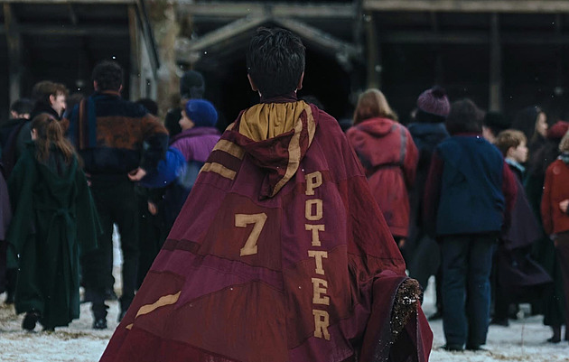 Nová éra Bradavic začne o Vánocích. Takhle vypadá seriálový Harry Potter
