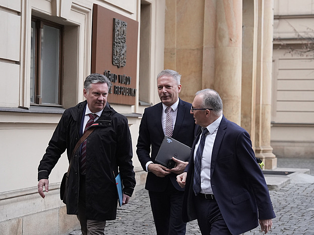 Pumpaři opět jednali s Babišem. Zásahy do cen by mohly narušit trh, varovali