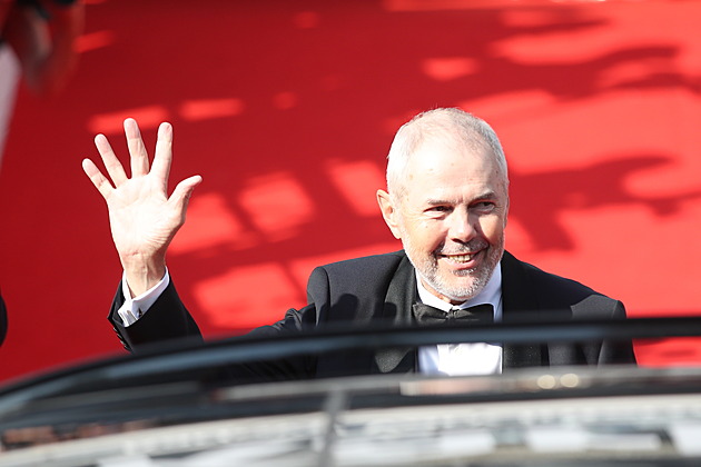 Eben, vývojář Vávra, aktivista Minář i Kundera byli navrženi na vyznamenání