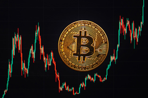 Kryptoměny jsou příležitostí k výdělku, míní Češi. Bitcoin opět poroste
