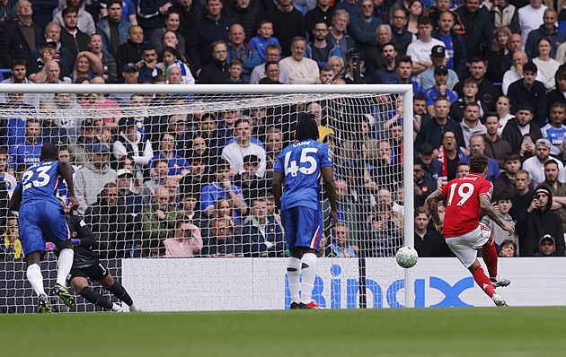 ONLINE: City bojují s Evertonem, Chelsea prohrála šestý ligový zápas v řadě